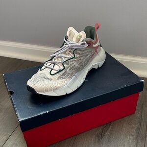 Reebok Athletic Shoes in Cream and Green